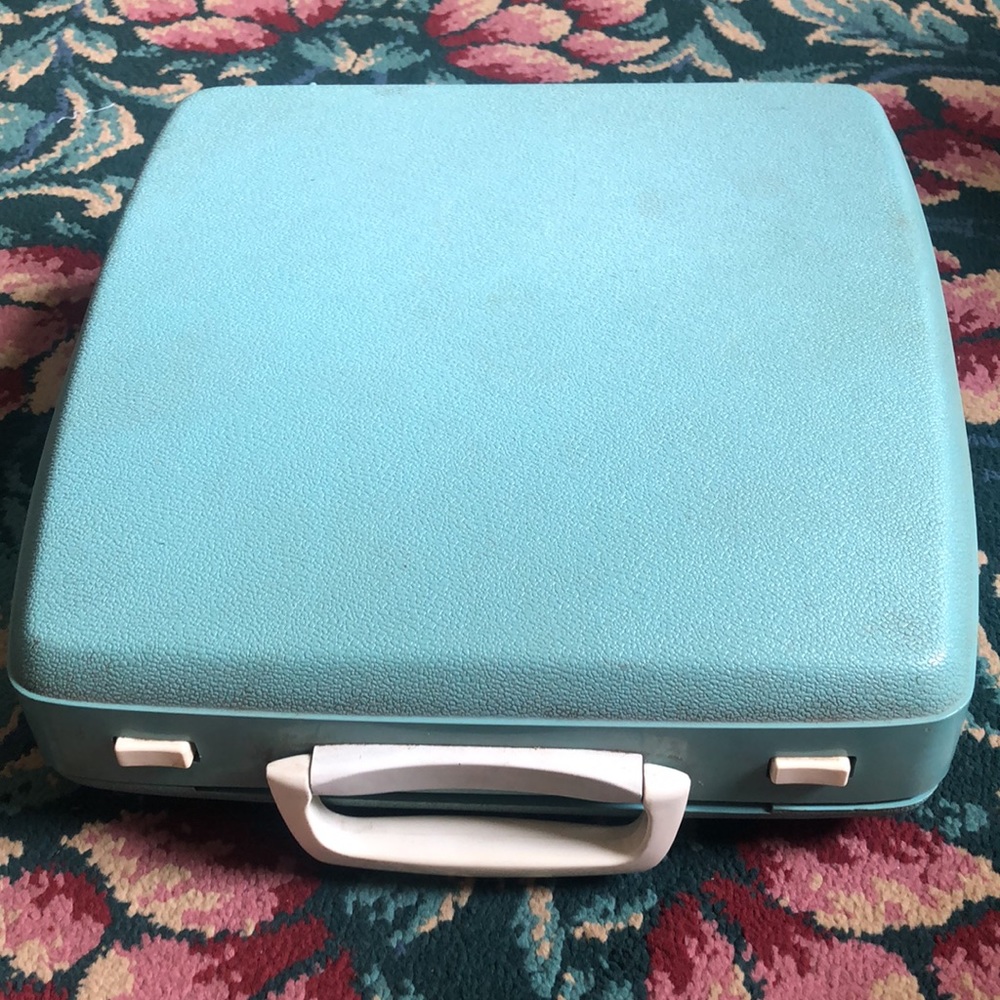 Vintage Smith-Corona Corsair Deluxe typewriter - Picture 4 of 16